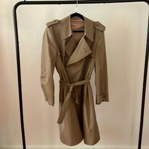VINTAGE classic beige trench coat with belt